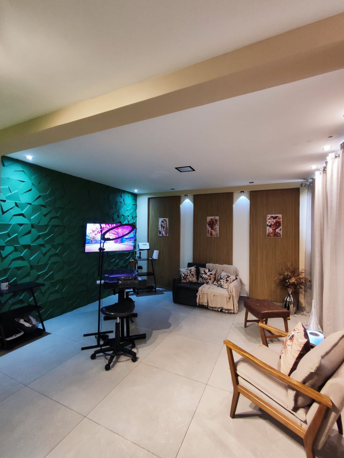 Sala de Procedimentos - Equipamentos Modernos